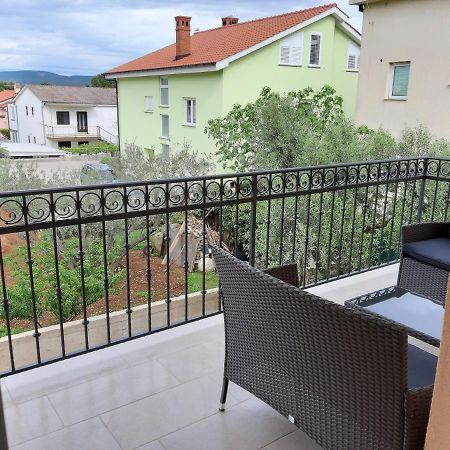 Apartments Leondori Крк Экстерьер фото